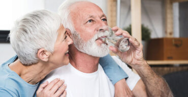 Saiba a importância da hidratação para idosos