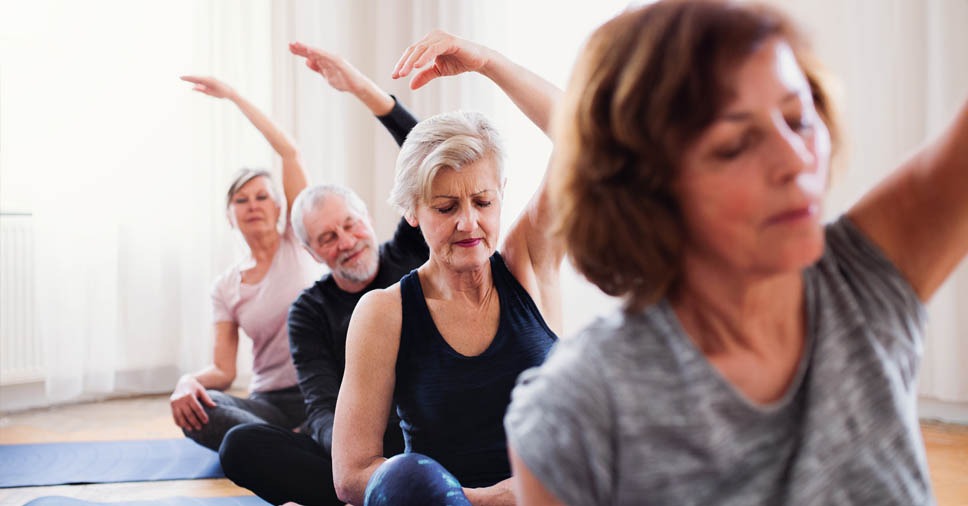Quais as vantagens da yoga para idosos?